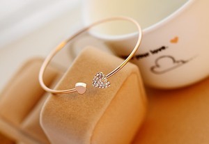 With double diamond heart crystal bracelet