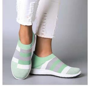 New Women Sneakers Vulcanized Shoes Sock Sneakers Women Summer Slip On Flat Shoes