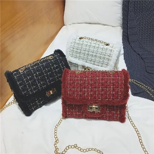Small fragrance one-shoulder and cross-body lock bag