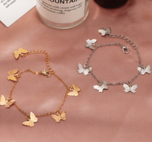 Sweet butterfly pendant bracelet